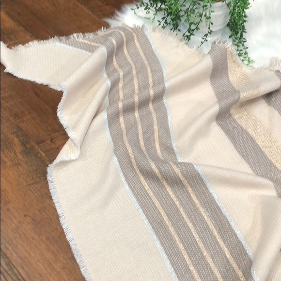 BP scarf - Picture 6 of 11